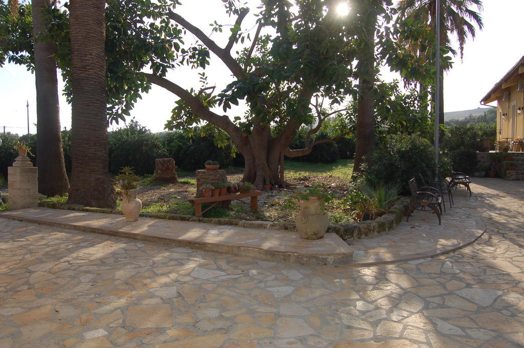 Il Giardino Del Sole Villa Agnone Bagni Kültér fotó