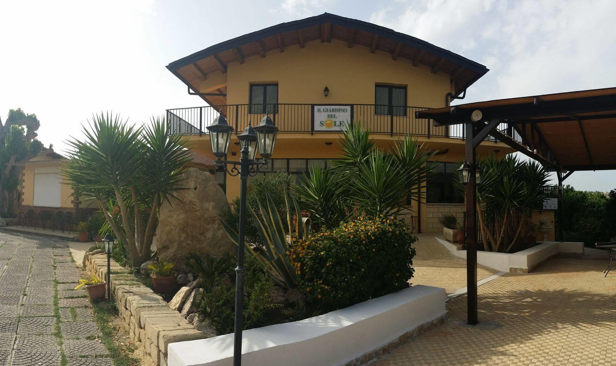 Il Giardino Del Sole Villa Agnone Bagni Kültér fotó