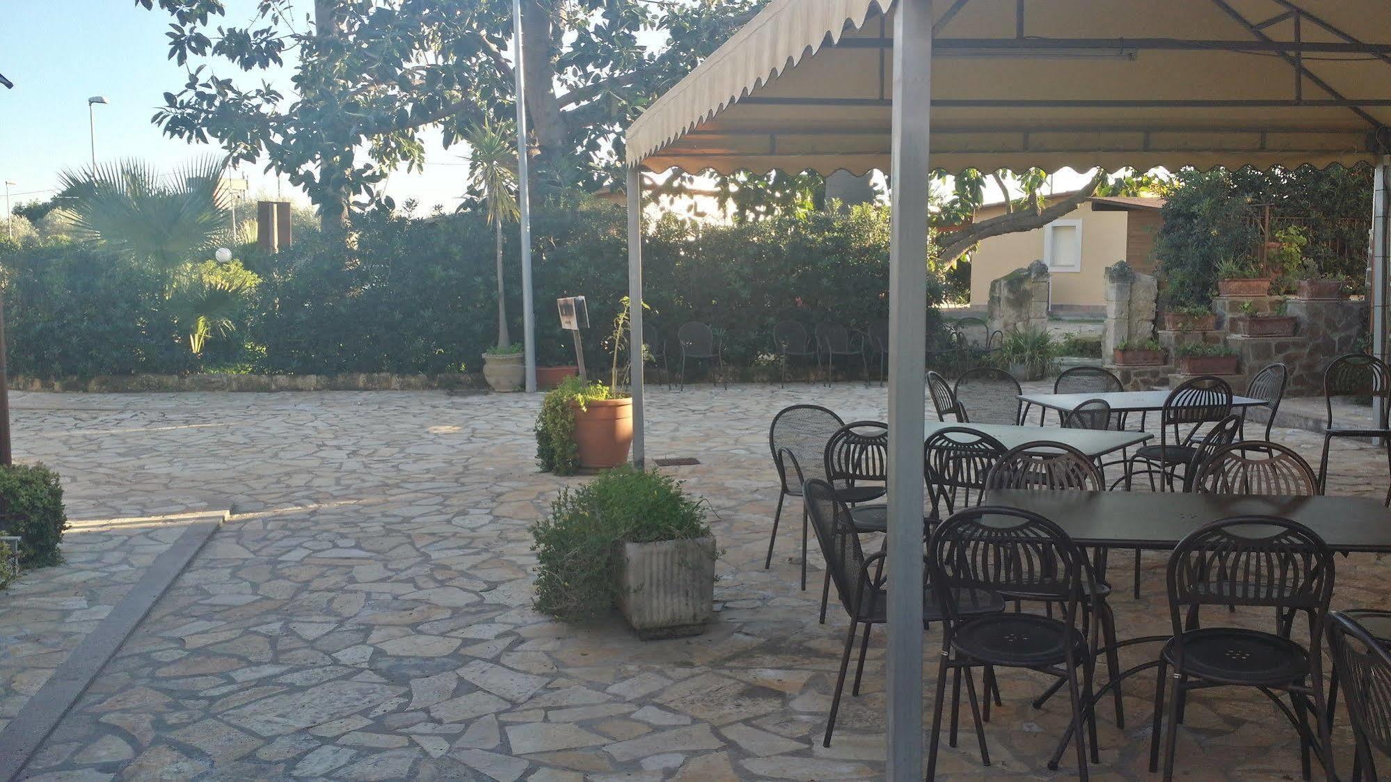 Il Giardino Del Sole Villa Agnone Bagni Kültér fotó