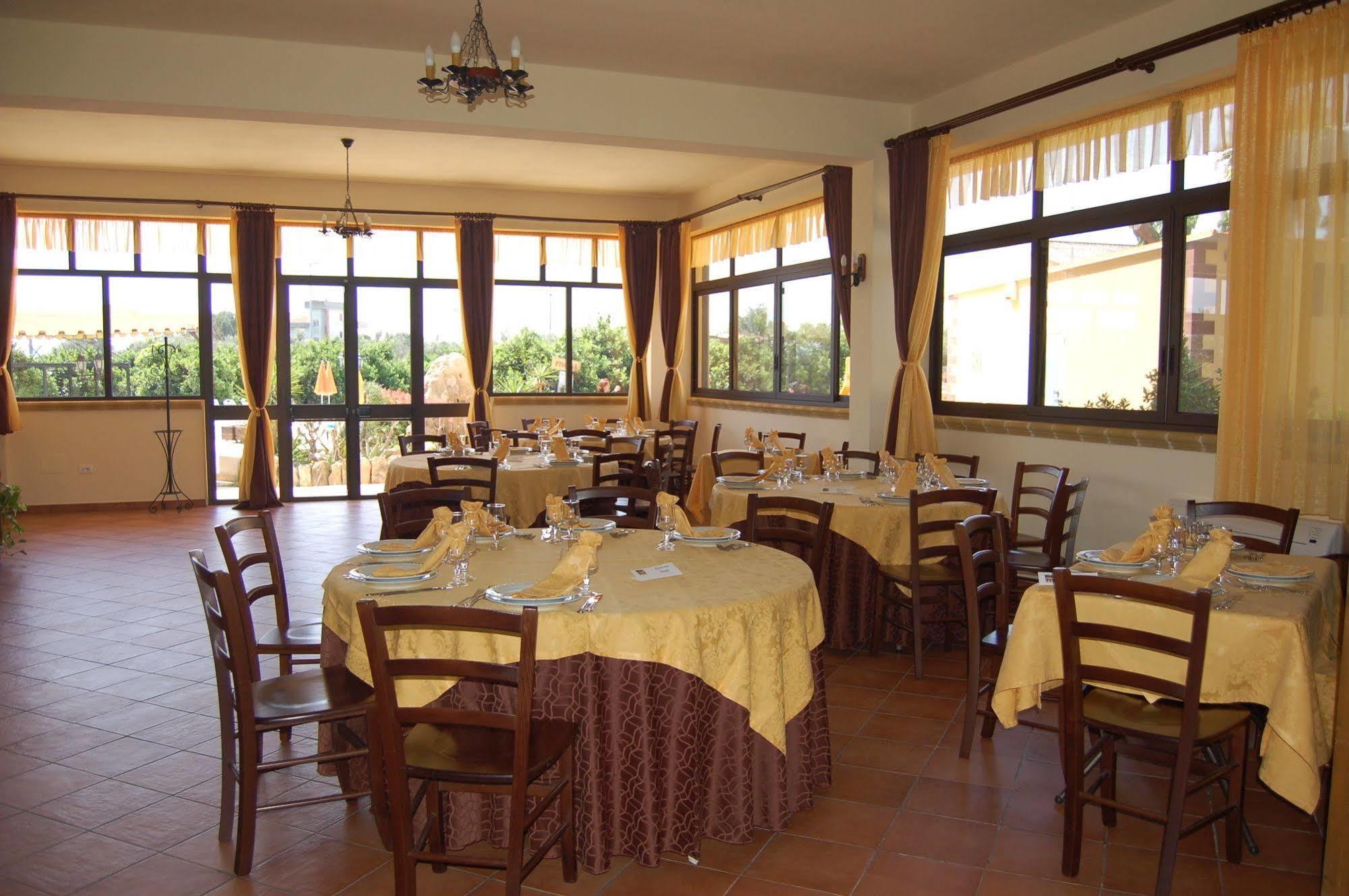 Il Giardino Del Sole Villa Agnone Bagni Kültér fotó